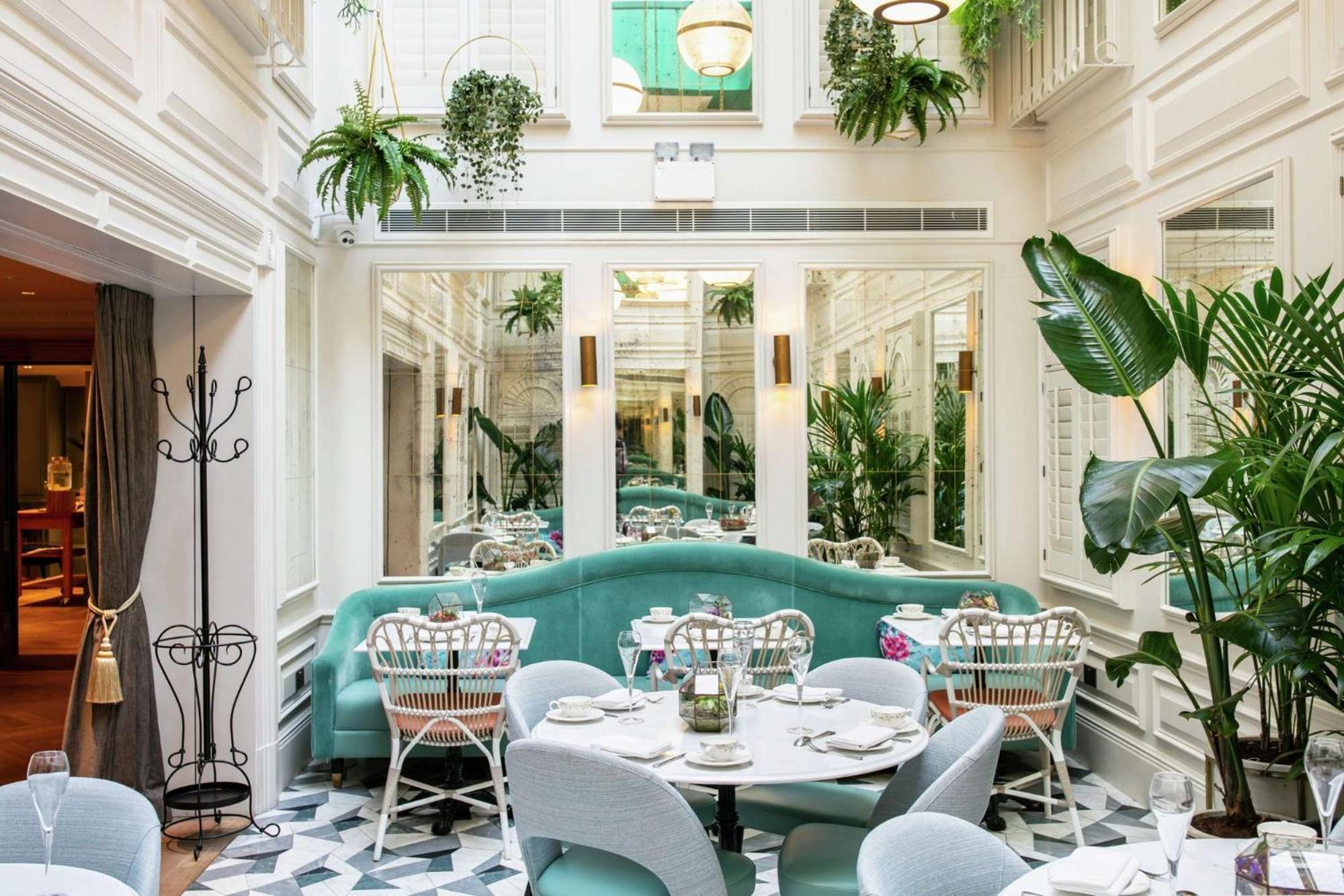 100 Queen'S Gate Hotel London, Curio Collection By Hilton Экстерьер фото The restaurant