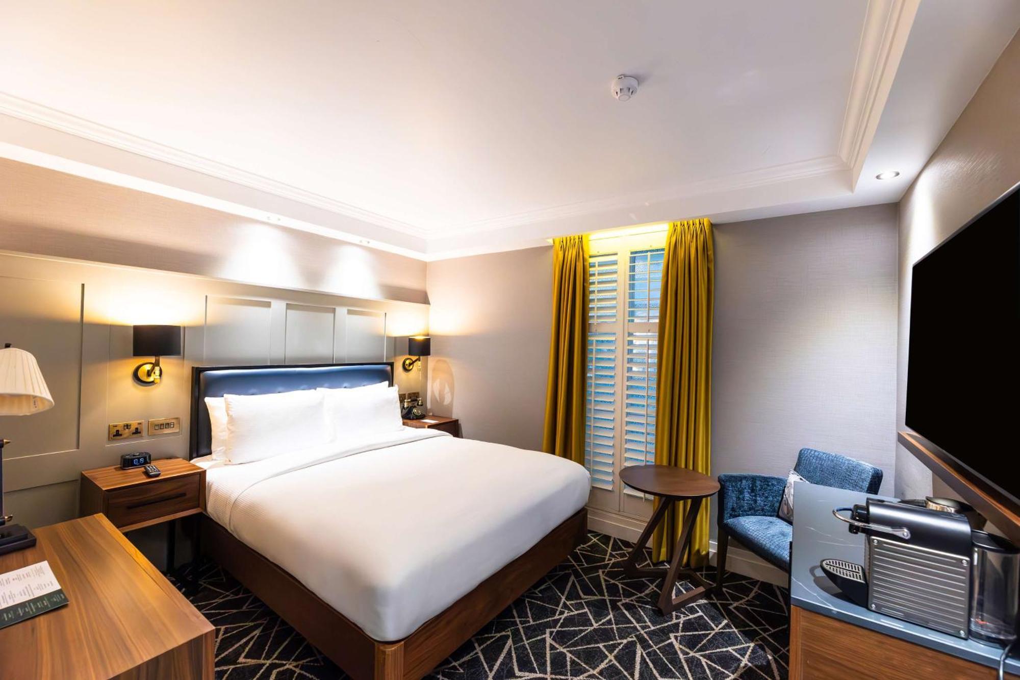 100 Queen'S Gate Hotel London, Curio Collection By Hilton Экстерьер фото